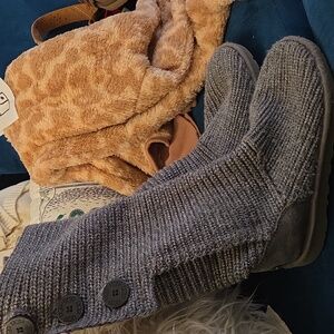 Used Womens Ugg Boots Classic Cardy Grey